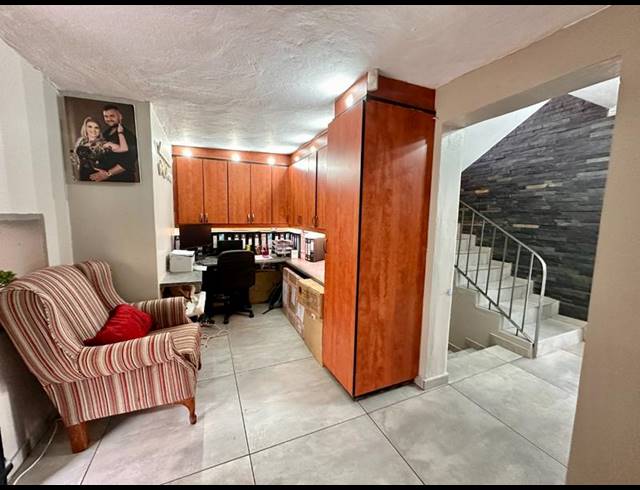 4 BEDROOM HOUSE FOR SALE IN MONTANA PARK